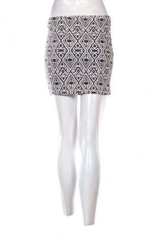 Пола Haily`s, Размер M, Цвят Многоцветен, Цена 2,04 €