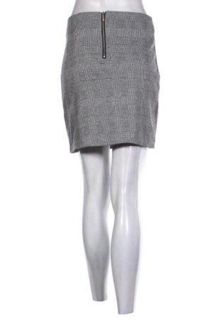 Пола House, Размер S, Цвят Многоцветен, Цена 2,04 €