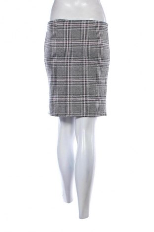 Пола Janina, Размер M, Цвят Многоцветен, Цена 2,04 €