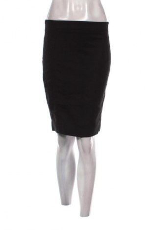 Пола Mango, Размер S, Цвят Черен, Цена 2,04 €