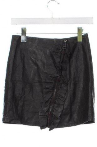 Пола NEW COLLECTION, Размер XS, Цвят Черен, Цена 2,04 €