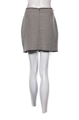 Пола New Look, Размер M, Цвят Многоцветен, Цена 4,60 €