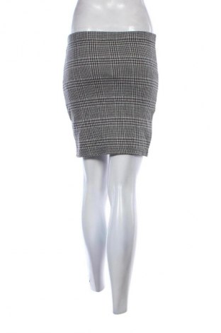 Пола ONLY, Размер M, Цвят Многоцветен, Цена 2,04 €