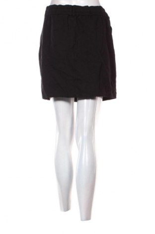 Пола ONLY, Размер L, Цвят Черен, Цена 2,04 €