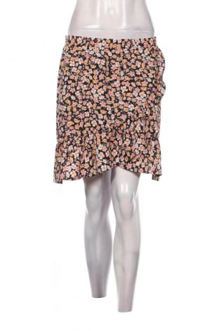 Пола ONLY, Размер S, Цвят Многоцветен, Цена 2,04 €