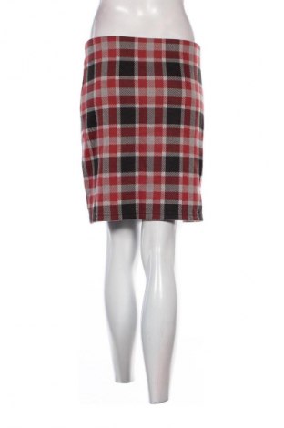 Пола Oyanda, Размер M, Цвят Многоцветен, Цена 2,04 €