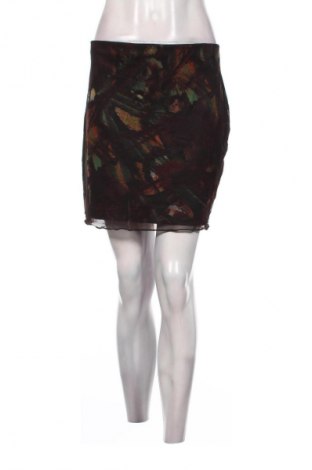 Пола Pretty Little Thing, Размер XL, Цвят Многоцветен, Цена 2,04 €