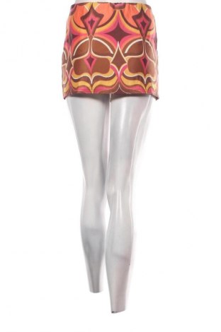 Пола Pretty Little Thing, Размер S, Цвят Многоцветен, Цена 2,04 €