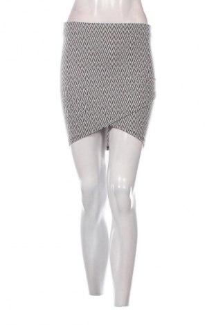 Пола Primark, Размер S, Цвят Многоцветен, Цена 2,04 €