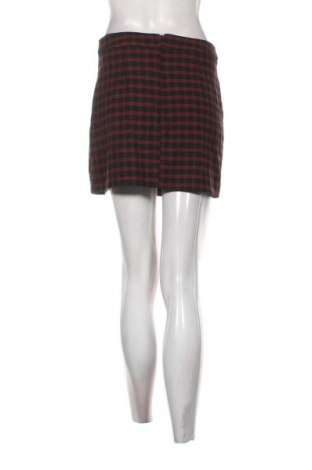 Пола Pull&Bear, Размер M, Цвят Многоцветен, Цена 2,04 €