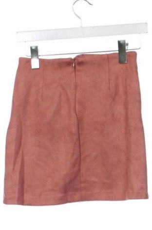 Пола Pull&Bear, Размер XS, Цвят Розов, Цена 2,04 €