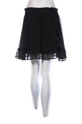 Пола Reserved, Размер S, Цвят Черен, Цена 2,04 €