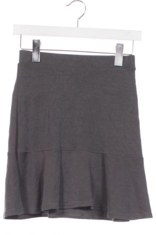 Пола Review, Размер XS, Цвят Многоцветен, Цена 2,04 €