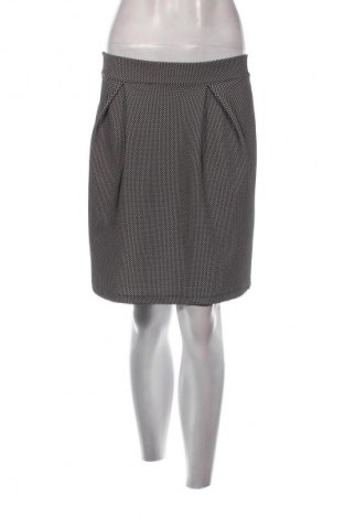 Пола SZACHOWNICA, Размер M, Цвят Многоцветен, Цена 2,04 €