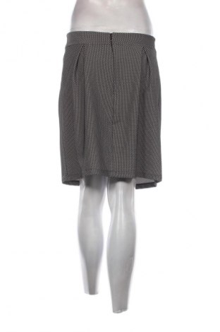 Пола SZACHOWNICA, Размер M, Цвят Многоцветен, Цена 2,04 €