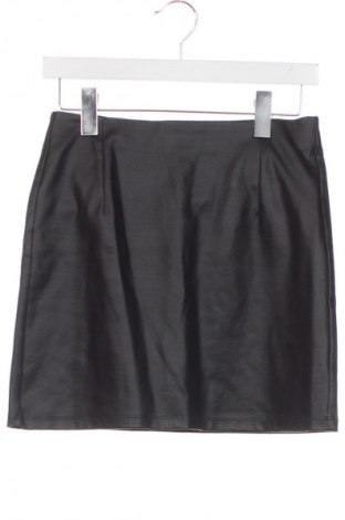 Пола Sinsay, Размер XS, Цвят Черен, Цена 2,04 €