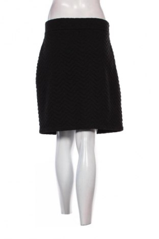 Пола Street One, Размер M, Цвят Черен, Цена 2,04 €