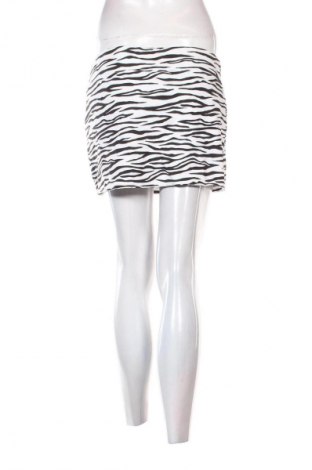 Пола Supre, Размер M, Цвят Многоцветен, Цена 2,04 €