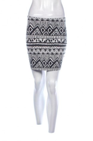 Пола Tally Weijl, Размер M, Цвят Многоцветен, Цена 2,55 €