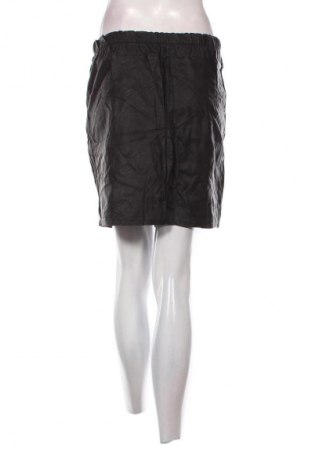 Пола Unbranded, Размер M, Цвят Черен, Цена 2,04 €