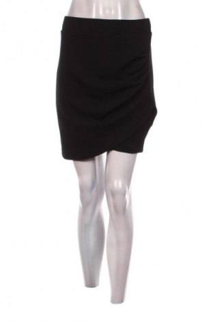 Пола Unbranded, Размер M, Цвят Черен, Цена 2,55 €