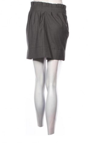 Пола Unbranded, Размер S, Цвят Сив, Цена 2,04 €