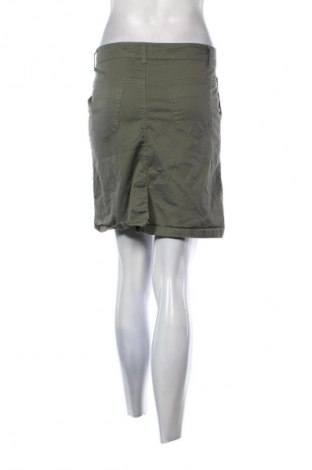 Пола Unbranded, Размер S, Цвят Зелен, Цена 2,04 €