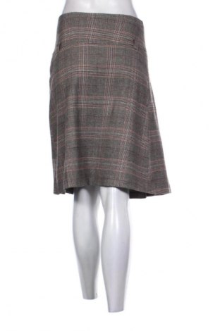 Пола Unbranded, Размер M, Цвят Многоцветен, Цена 2,04 €