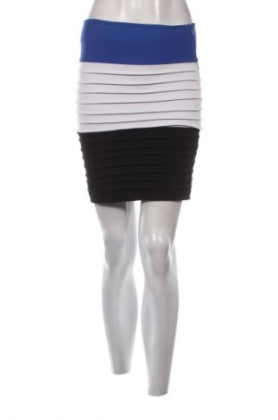 Пола Unbranded, Размер S, Цвят Многоцветен, Цена 2,04 €