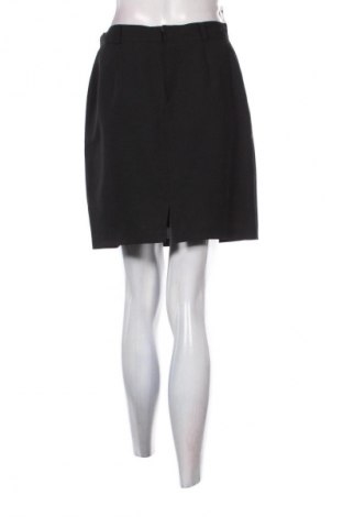 Пола Unbranded, Размер M, Цвят Черен, Цена 2,04 €