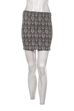 Пола Unbranded, Размер S, Цвят Многоцветен, Цена 2,04 €