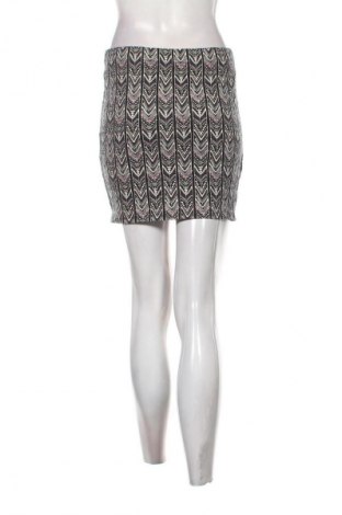 Пола Unbranded, Размер S, Цвят Многоцветен, Цена 2,04 €