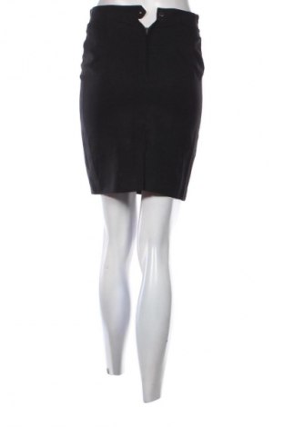 Пола Unbranded, Размер S, Цвят Черен, Цена 2,04 €