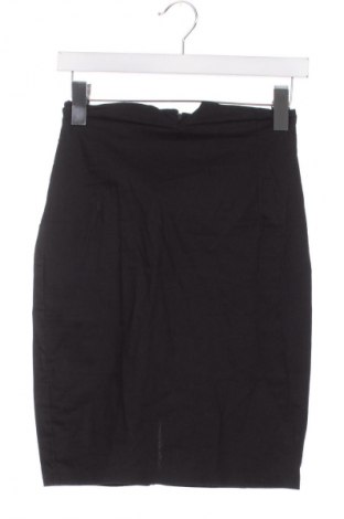 Пола Unbranded, Размер XS, Цвят Черен, Цена 2,04 €