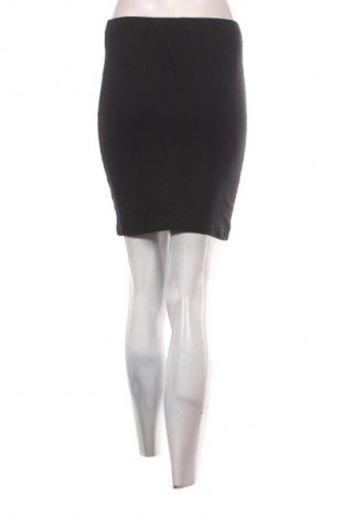 Пола Unbranded, Размер S, Цвят Черен, Цена 2,04 €