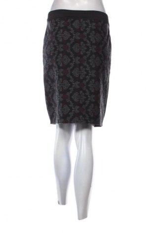 Пола Unbranded, Размер S, Цвят Многоцветен, Цена 2,55 €