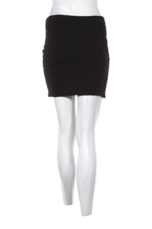 Пола Unbranded, Размер S, Цвят Черен, Цена 2,55 €