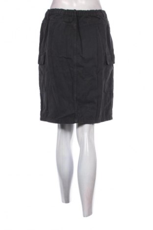 Пола Unbranded, Размер M, Цвят Син, Цена 2,04 €