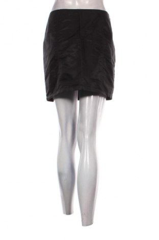 Rock United Colors Of Benetton, Größe M, Farbe Schwarz, Preis 1,99 €