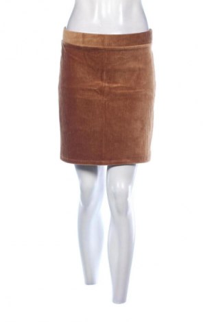 Пола VILA, Размер M, Цвят Бежов, Цена 4,60 €