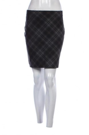 Пола Yessica, Размер M, Цвят Многоцветен, Цена 2,04 €