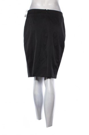 Пола Yessica, Размер S, Цвят Черен, Цена 2,04 €