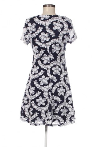 Kleid Apricot, Größe M, Farbe Mehrfarbig, Preis 16,99 €