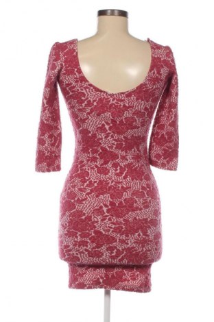 Šaty  Bershka, Velikost M, Barva Vícebarevné, Cena  179,00 Kč