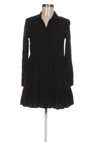 Рокля Cropp, Размер S, Цвят Черен, Цена 4,09 €