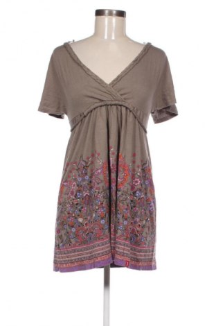 Рокля Edc By Esprit, Размер S, Цвят Сив, Цена 2,55 €