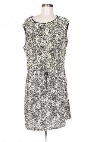 Рокля Esprit, Размер M, Цвят Многоцветен, Цена 4,60 €