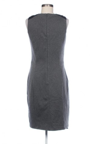 Рокля Esprit, Размер M, Цвят Многоцветен, Цена 16,36 €