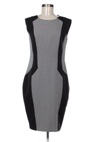 Sukienka F&F, Rozmiar M, Kolor Kolorowy, Cena 26,99 zł