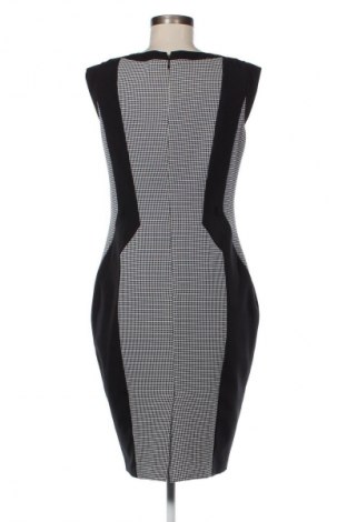 Sukienka F&F, Rozmiar M, Kolor Kolorowy, Cena 26,99 zł